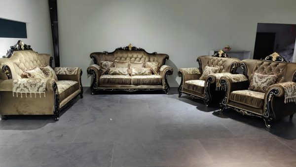 Classic Sofa Set